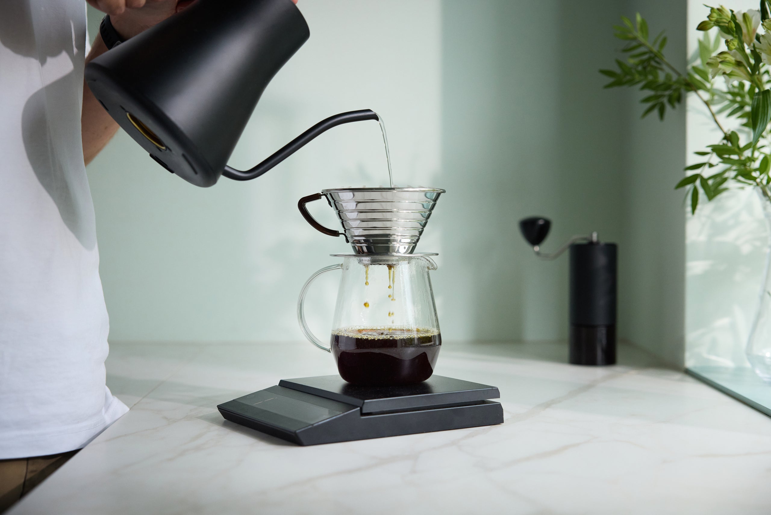 Miir Flip Traveller - Sandstone – Coffee Collective